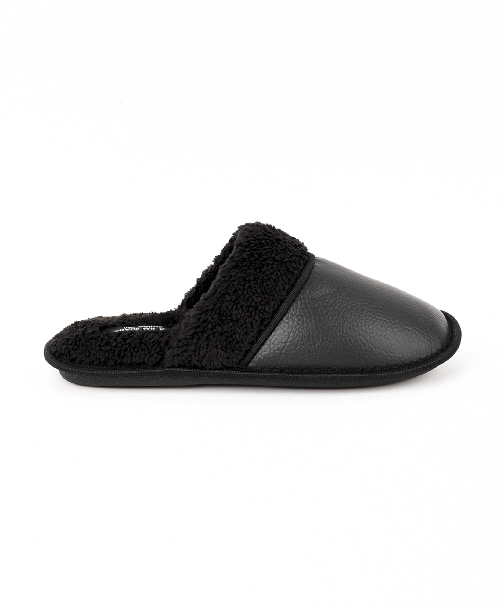 Pantufla hombre cuerina pelitos Pantufla hombre cuerina pelitos