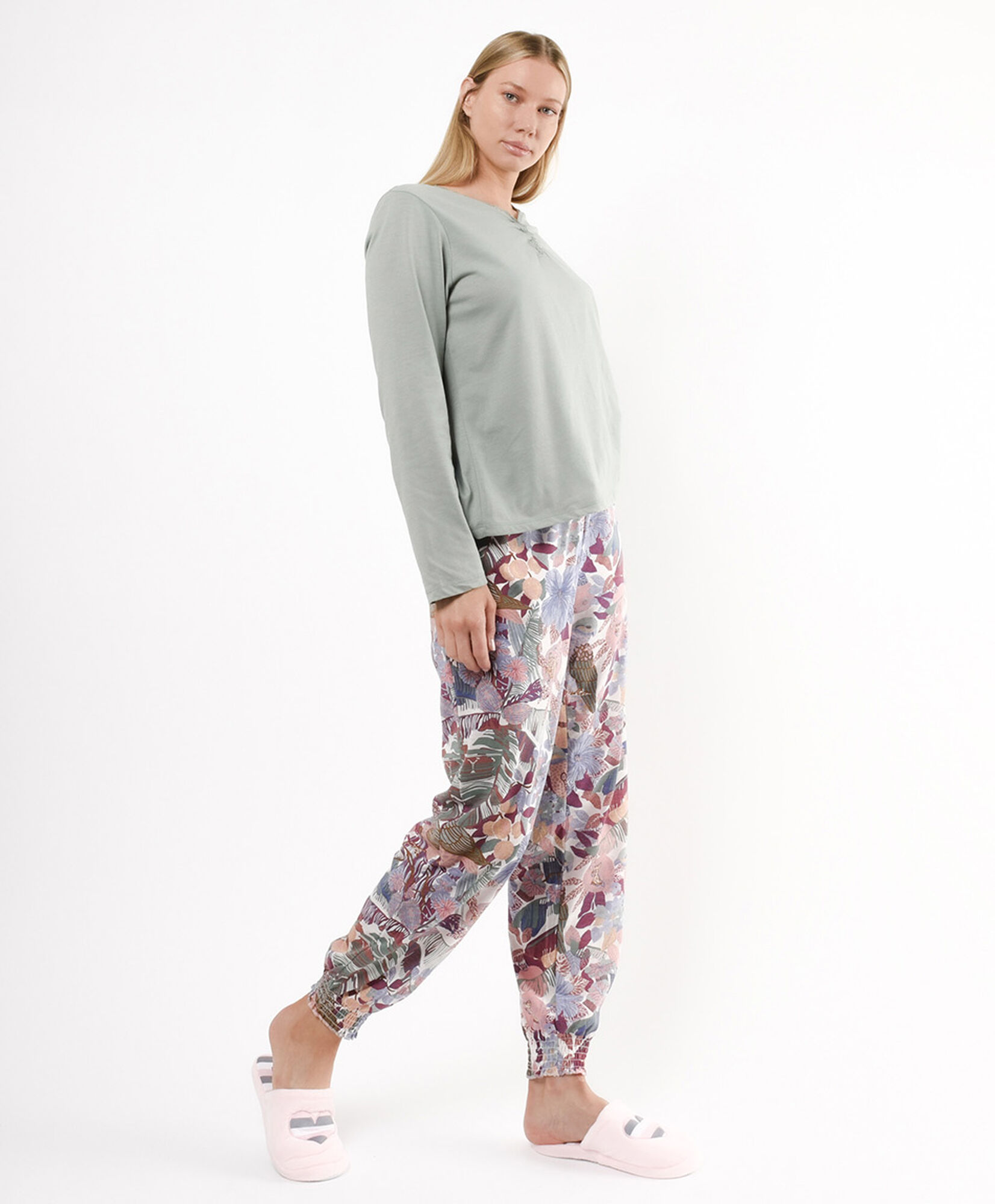 Pijama mujer print floreado Pijama mujer print floreado