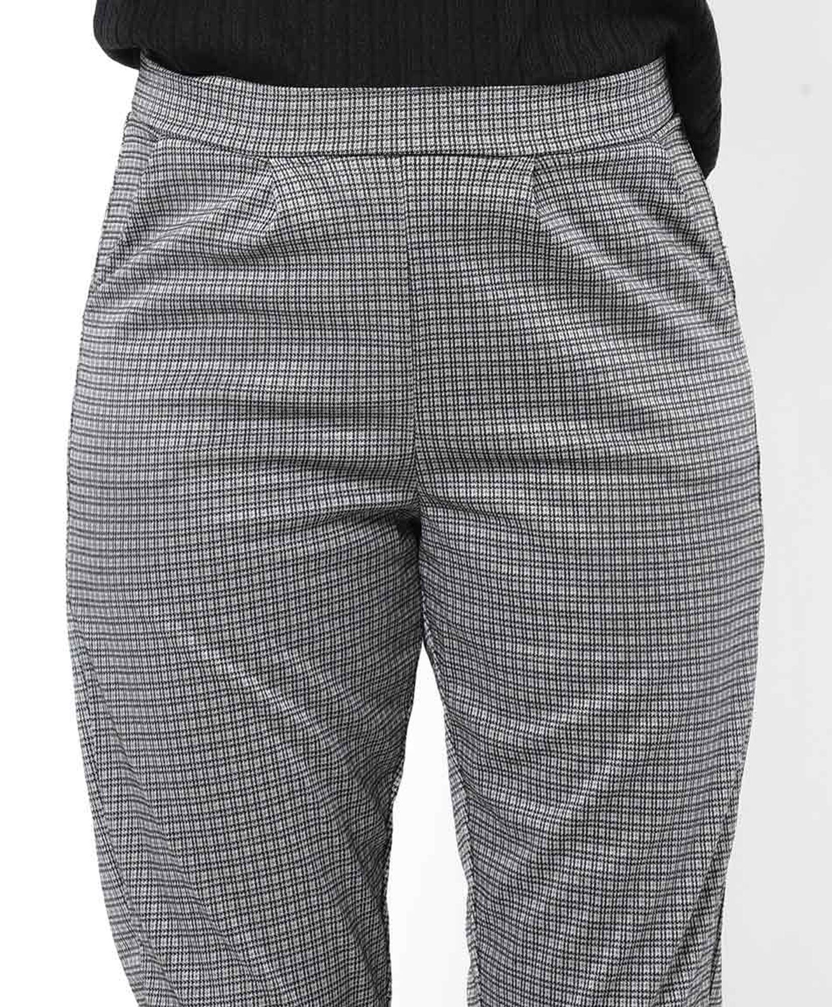 Pantalón mujer pinzas cuadrille skinny fit Pantalón mujer pinzas cuadrille skinny fit