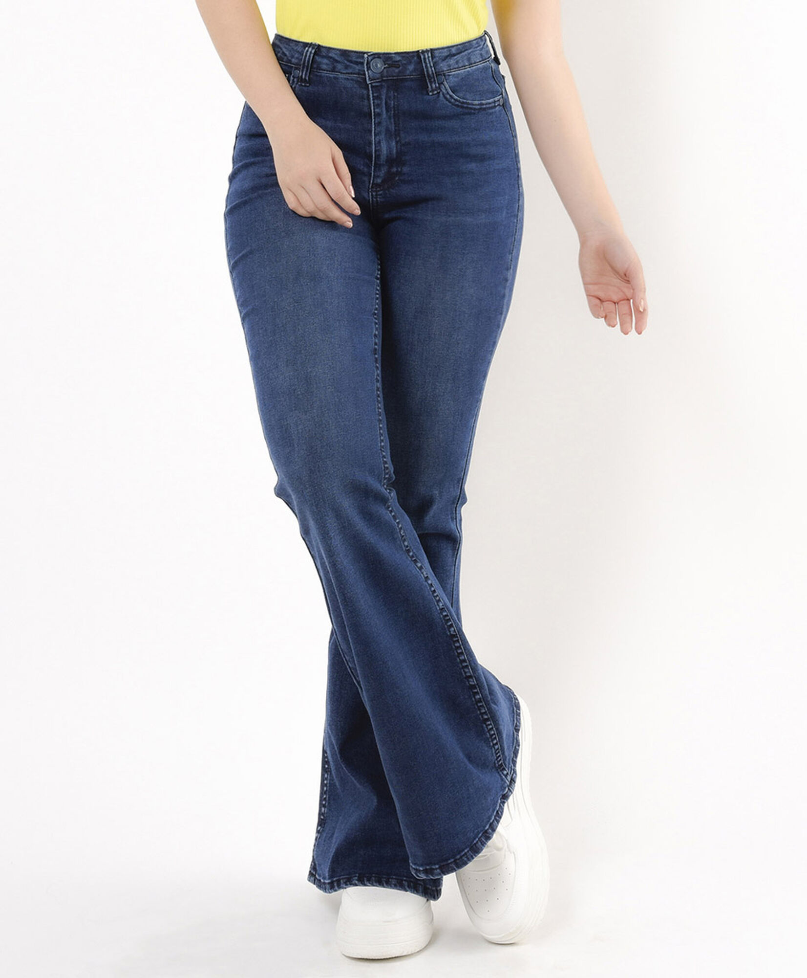 Jeans mujer lisos flare Jeans mujer lisos flare