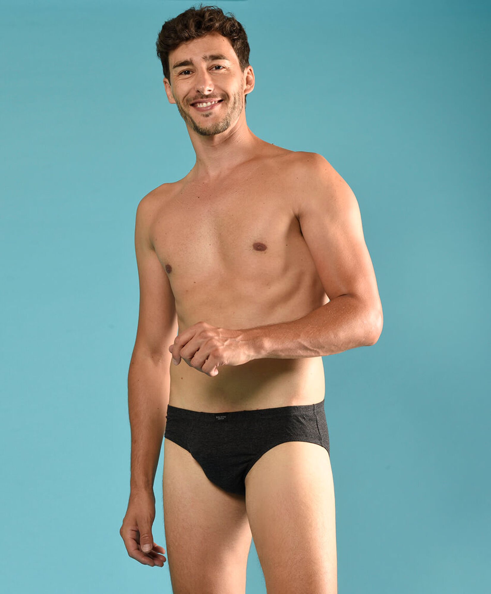 Pack 5 slip hombre clásicos Pack 5 slip hombre clásicos