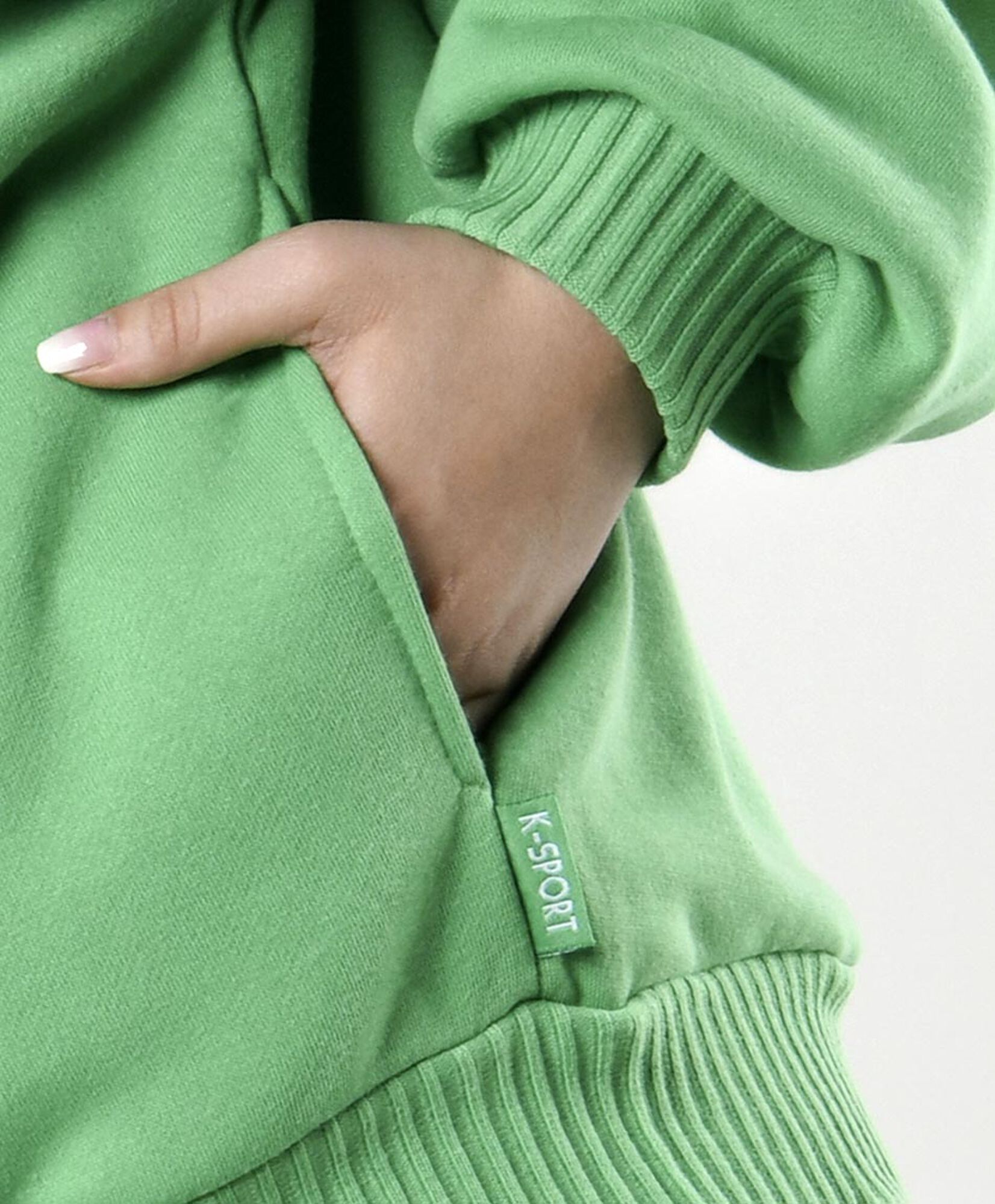 Polerón deportivo mujer verde oversize Polerón deportivo mujer verde oversize