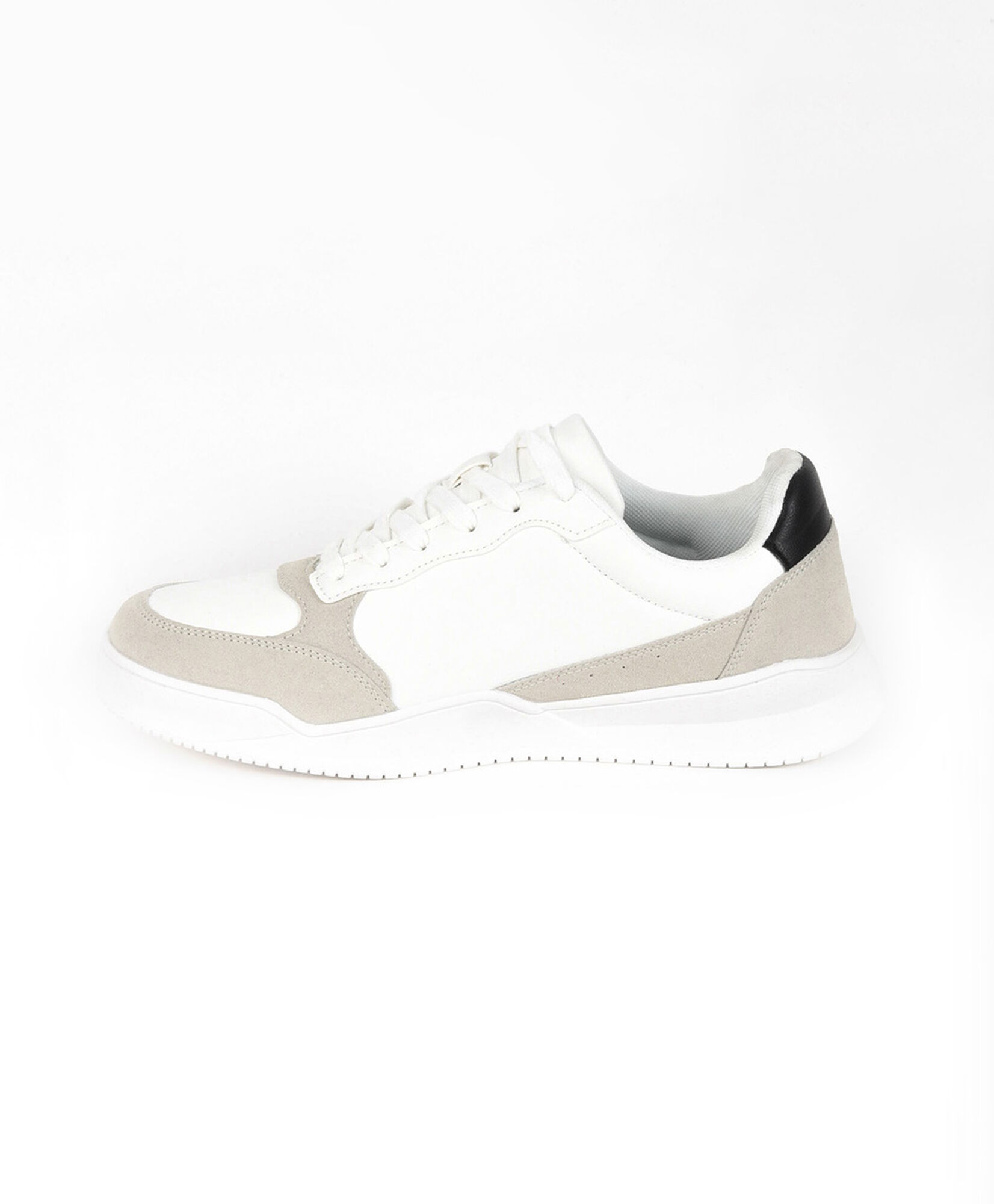 Zapatilla hombre urbana bicolor Zapatilla hombre urbana bicolor