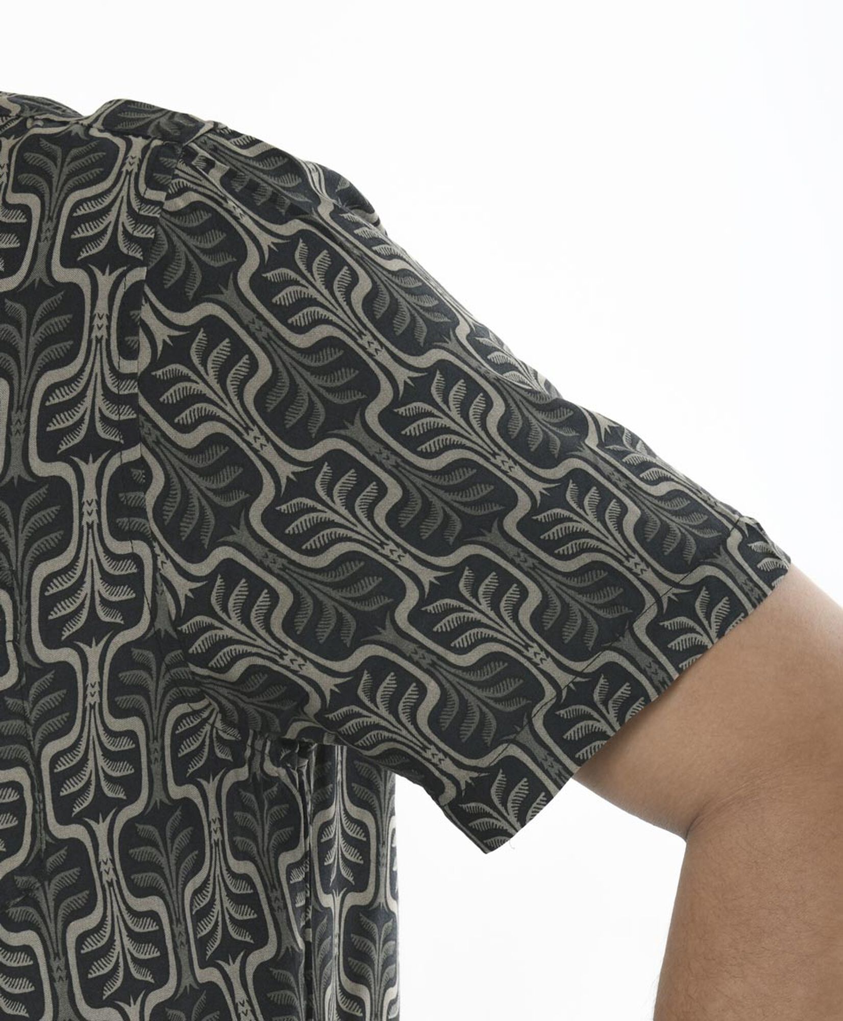 Camisa hombre hojas Camisa hombre hojas