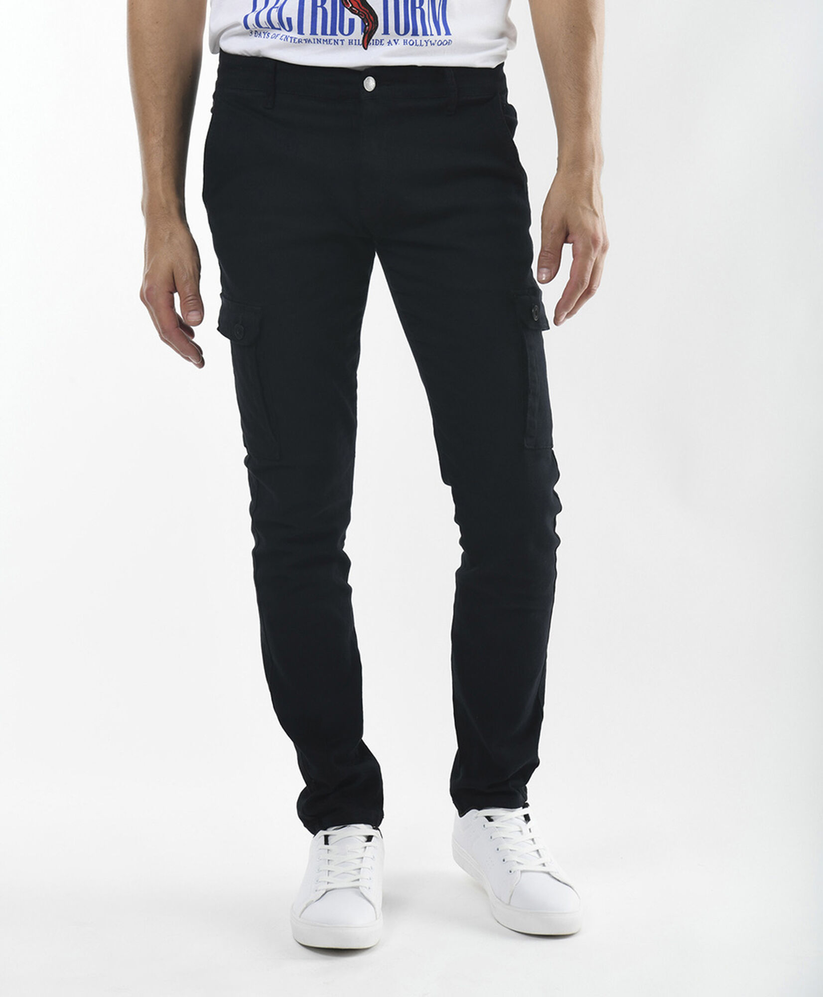 Pantalón hombre cargo liso skinny fit Pantalón hombre cargo liso skinny fit