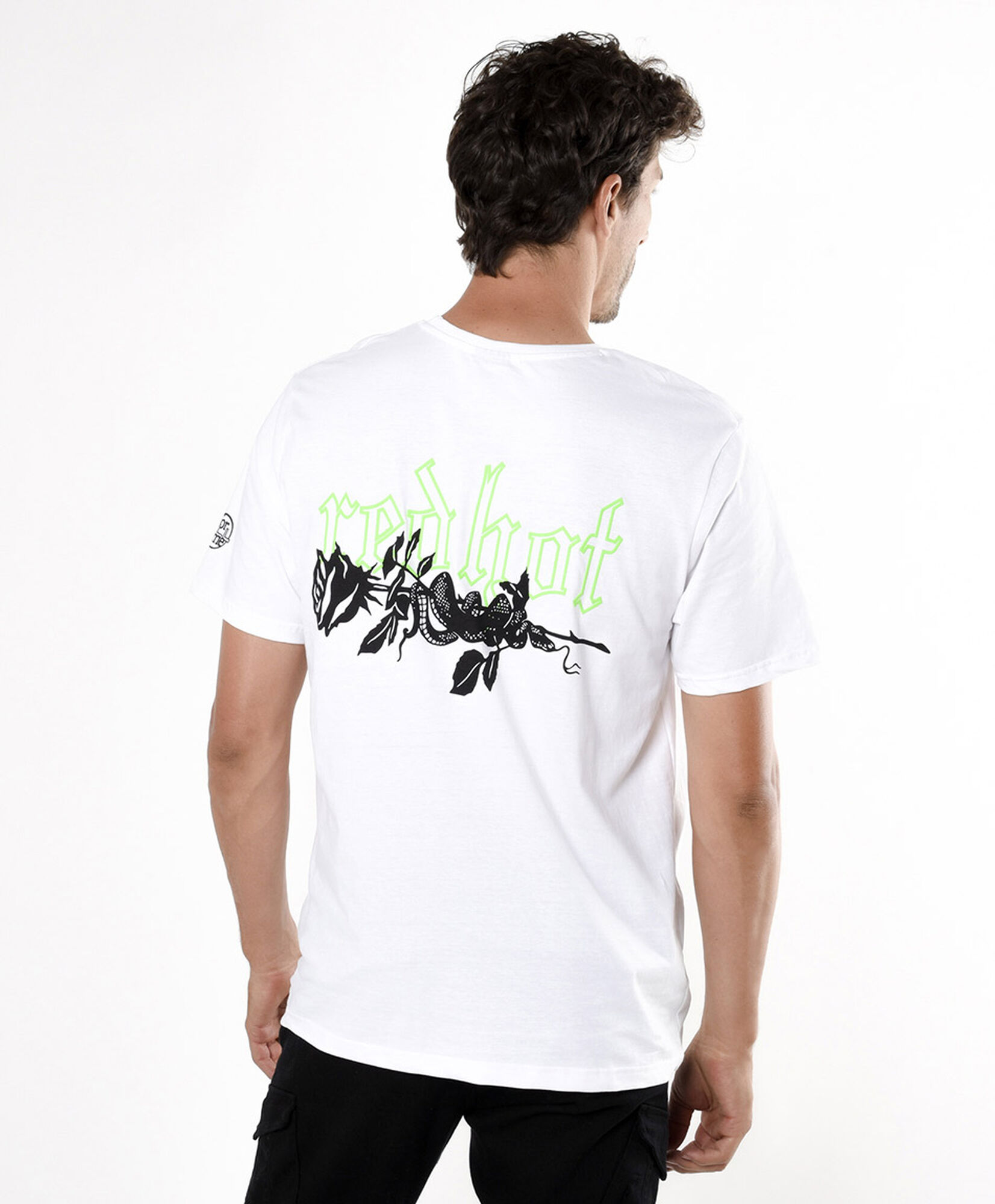 Polera hombre estampado rosa Polera hombre estampado rosa