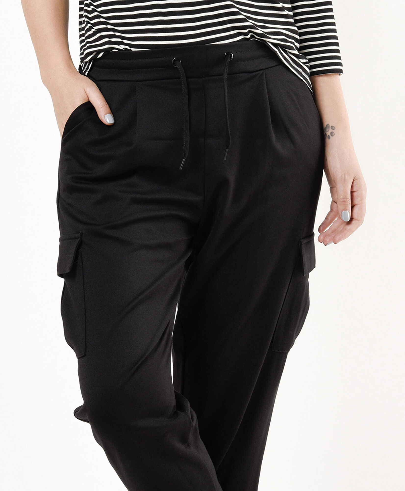 Pantalón mujer jogger cargo Pantalón mujer jogger cargo