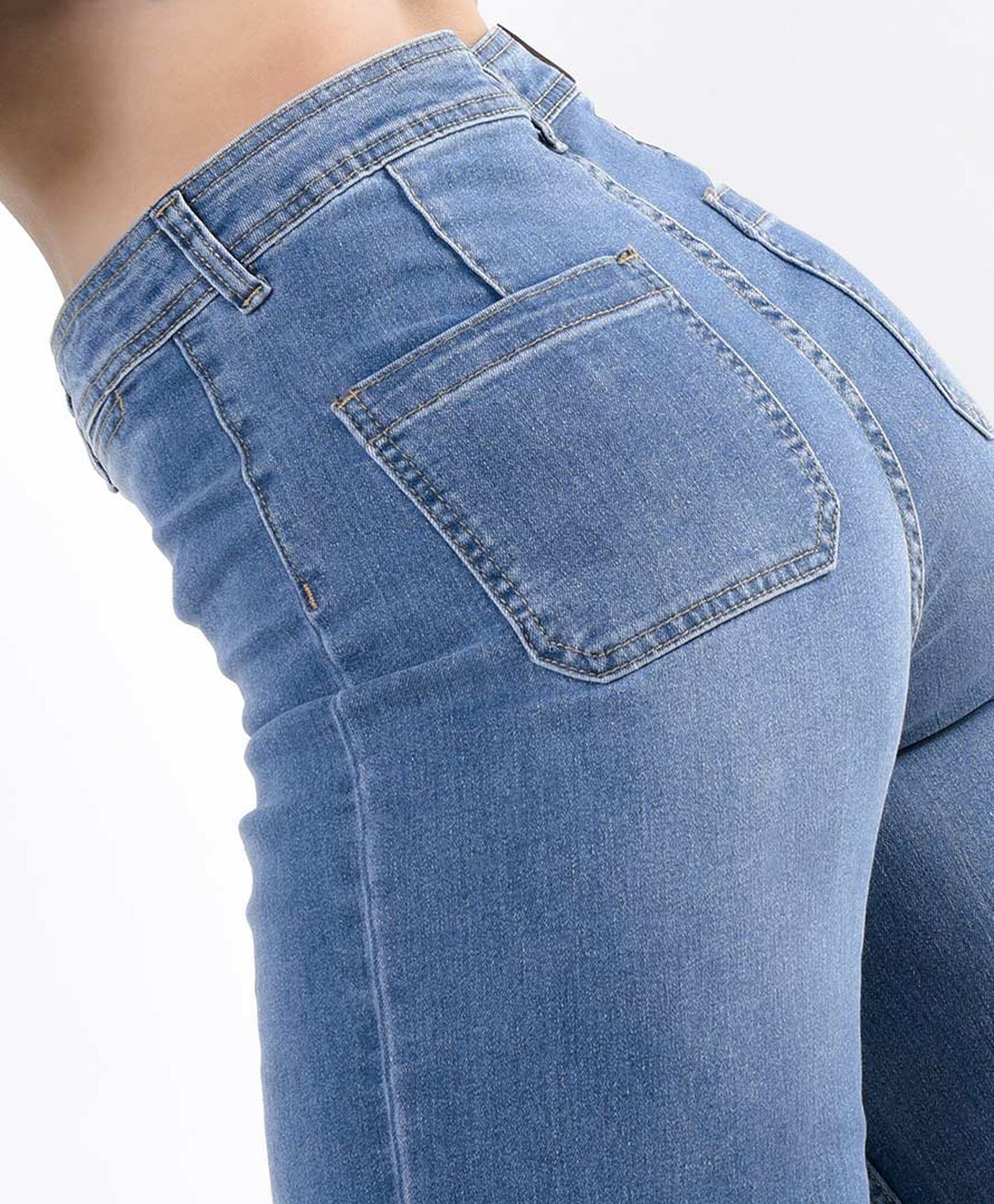 Jeans mujer pinzas wide Jeans mujer pinzas wide