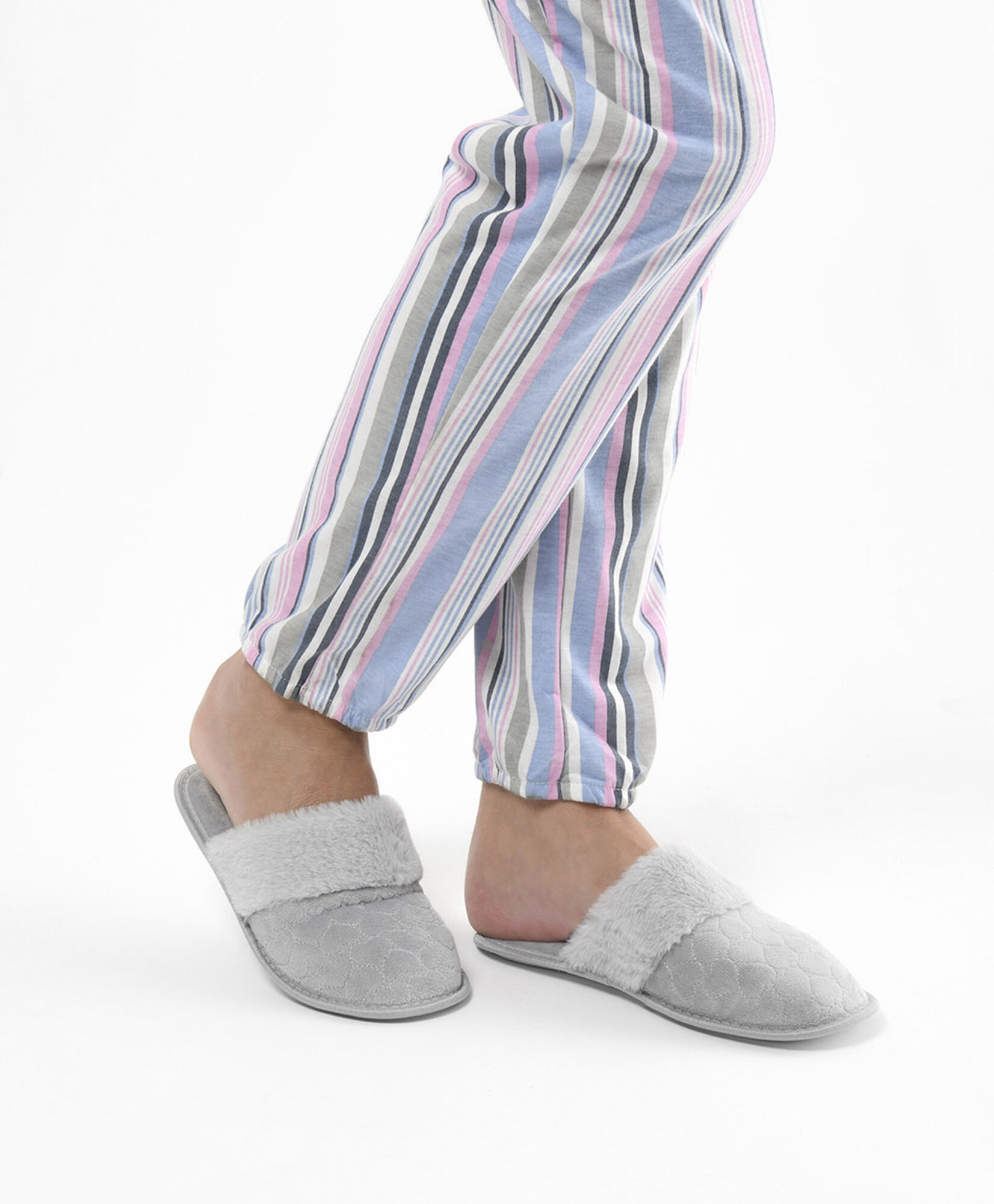 Pantuflas mujer corazones Pantuflas mujer corazones