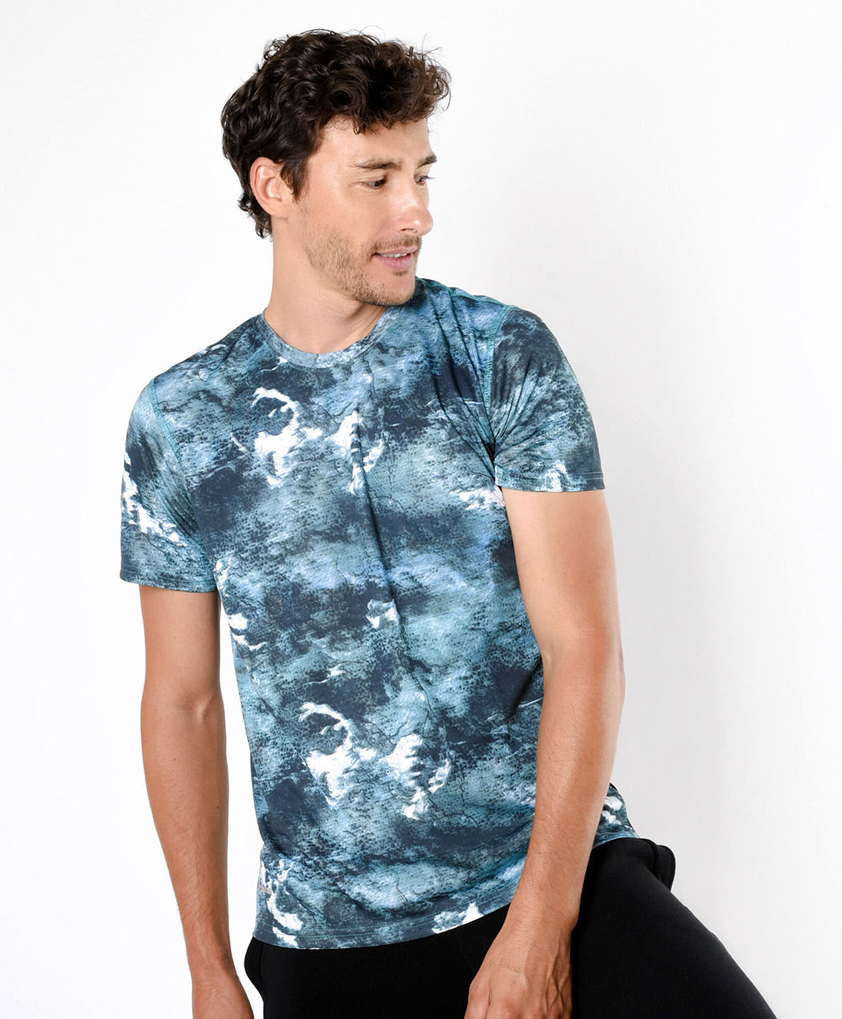 Polera deportiva hombre olas Polera deportiva hombre olas