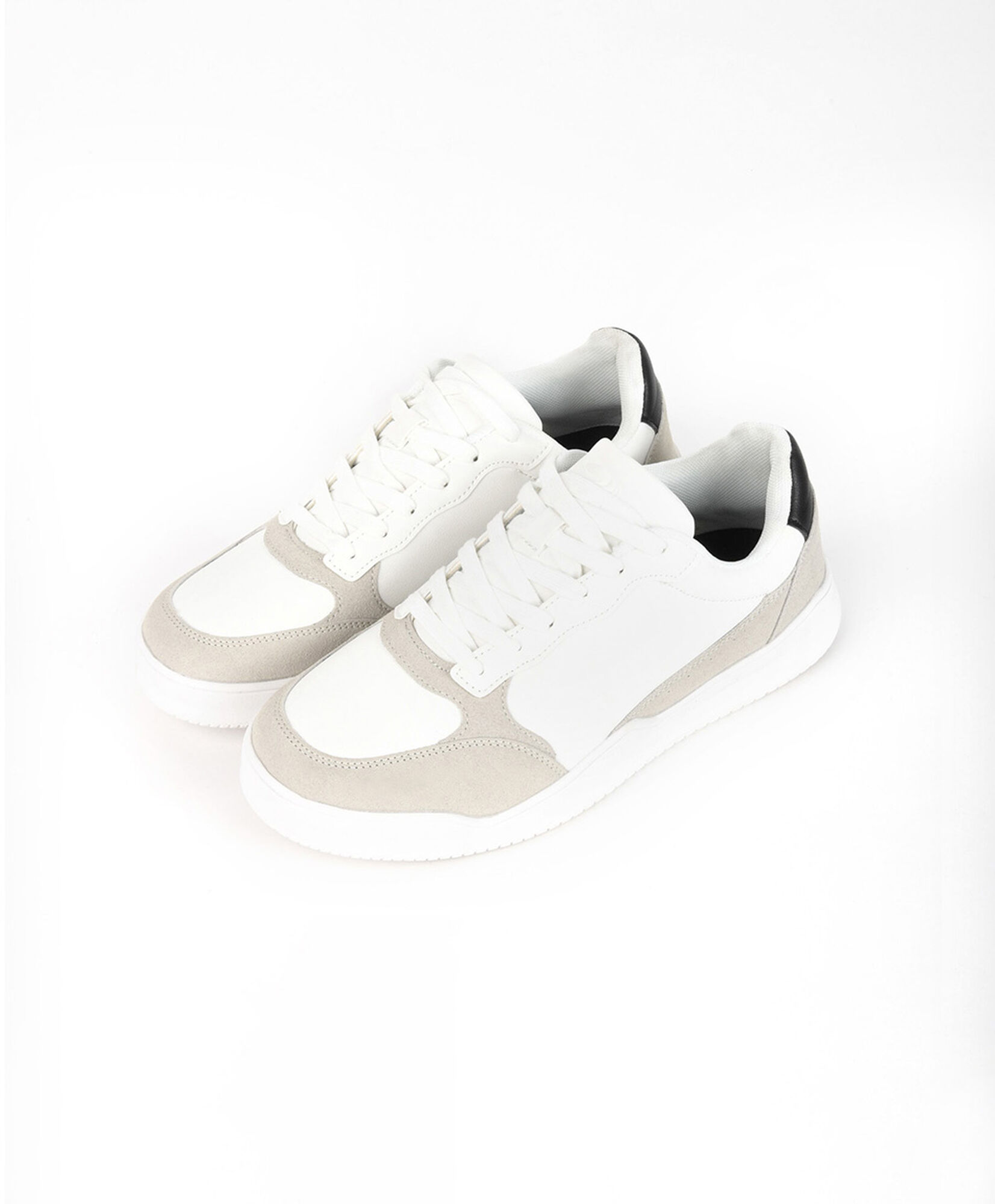Zapatilla hombre urbana bicolor Zapatilla hombre urbana bicolor