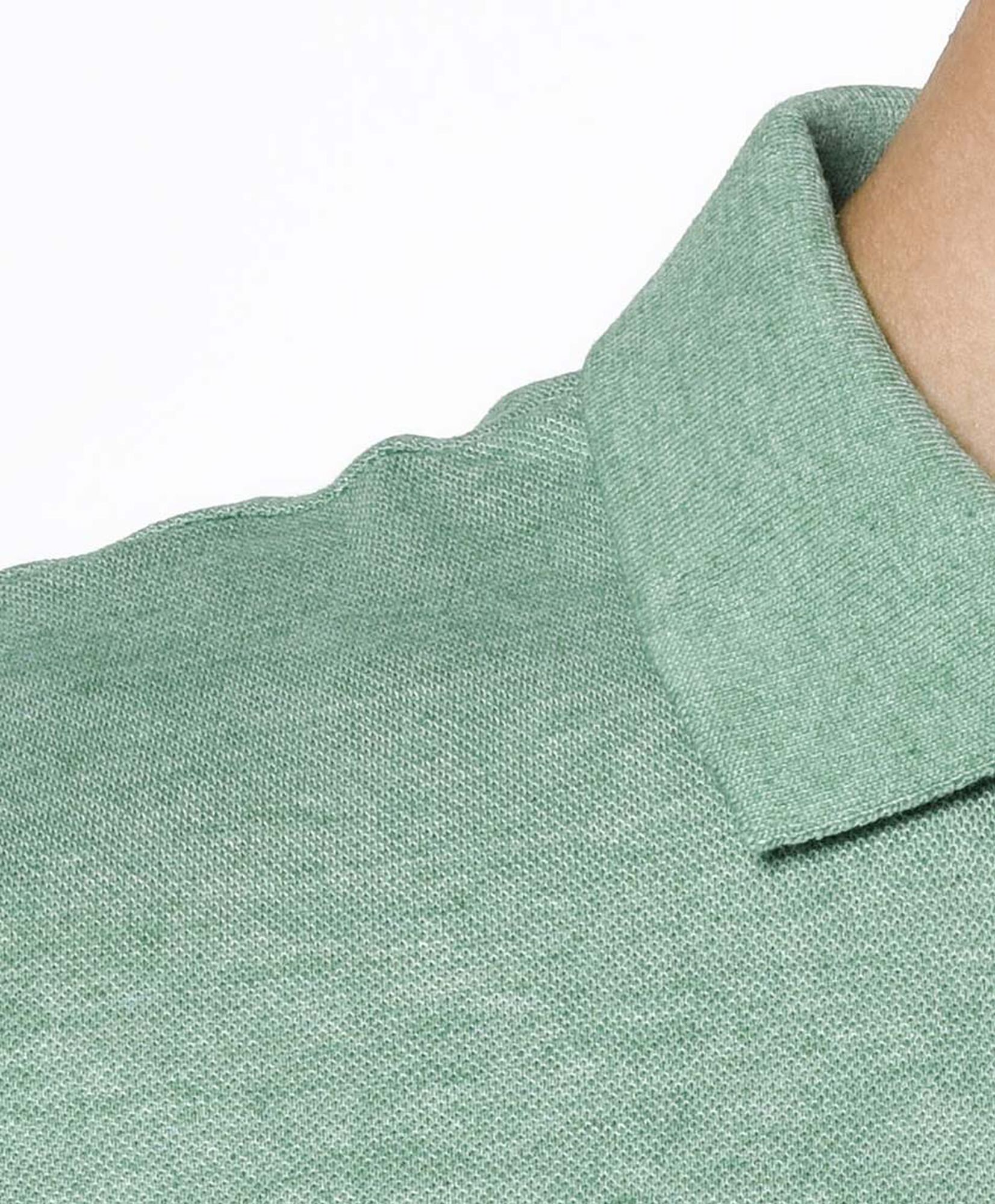 Polera hombre lisa cuello piqué Polera hombre lisa cuello piqué
