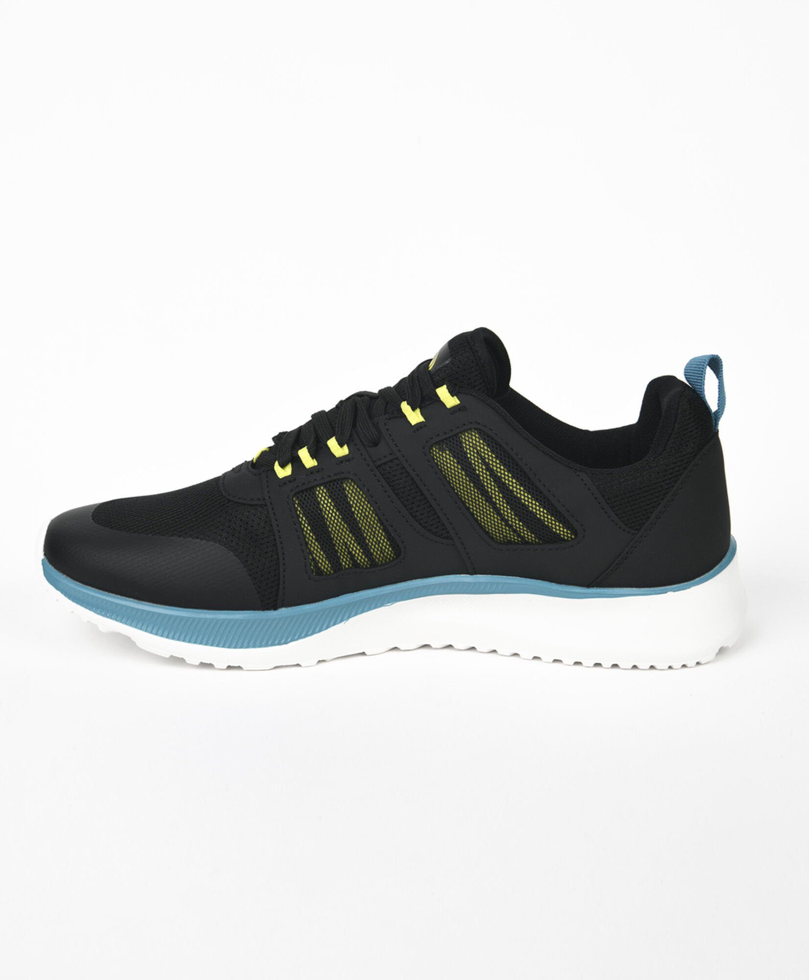 Zapatilla hombre deportiva malla tricolor Zapatilla hombre deportiva malla tricolor