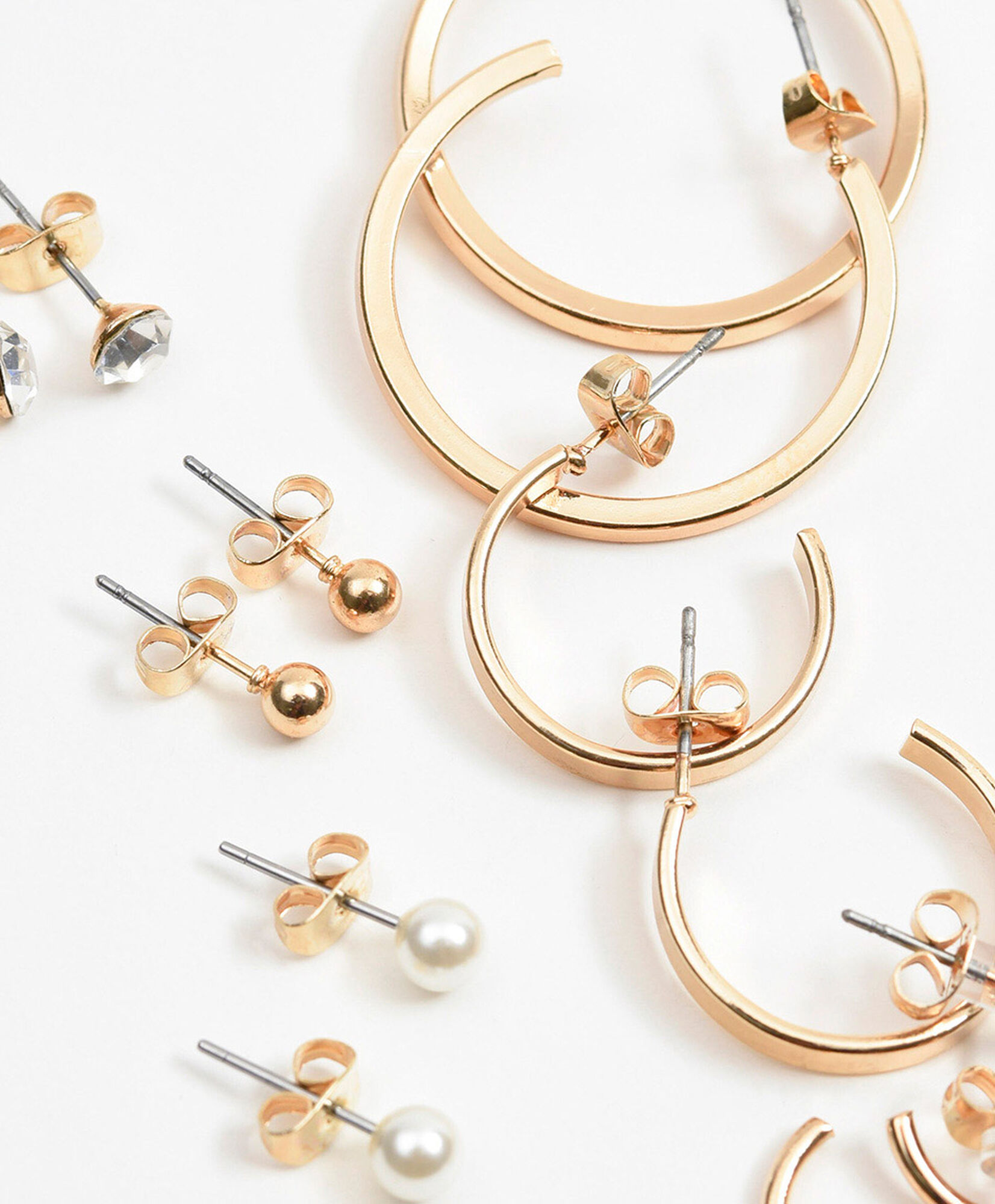 Set 6 aros mujer dorados Set 6 aros mujer dorados