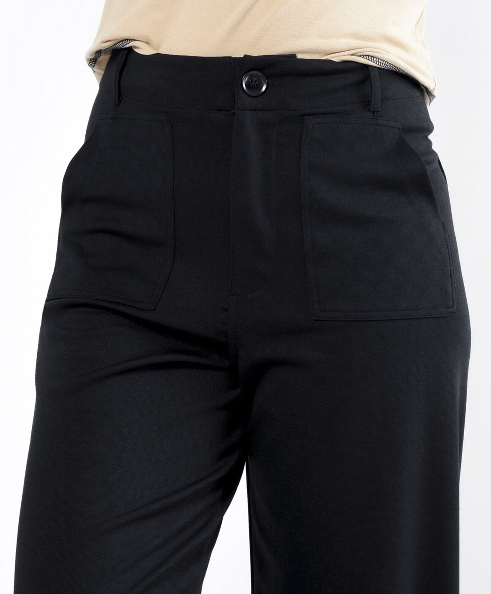 Pantalón mujer bolsillos cuadrados Pantalón mujer bolsillos cuadrados