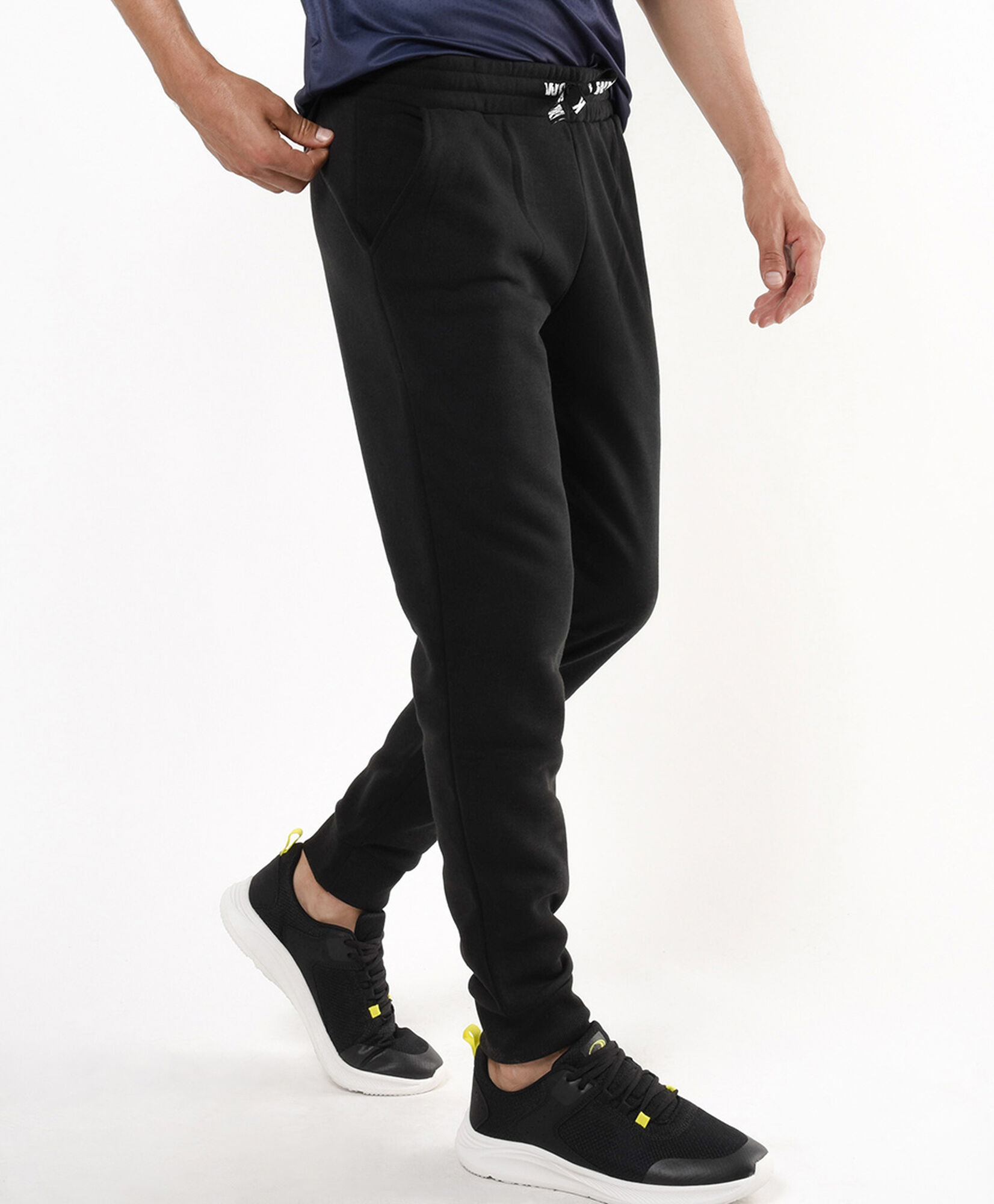Pantalón de buzo hombre liso clásico Pantalón de buzo hombre liso clásico