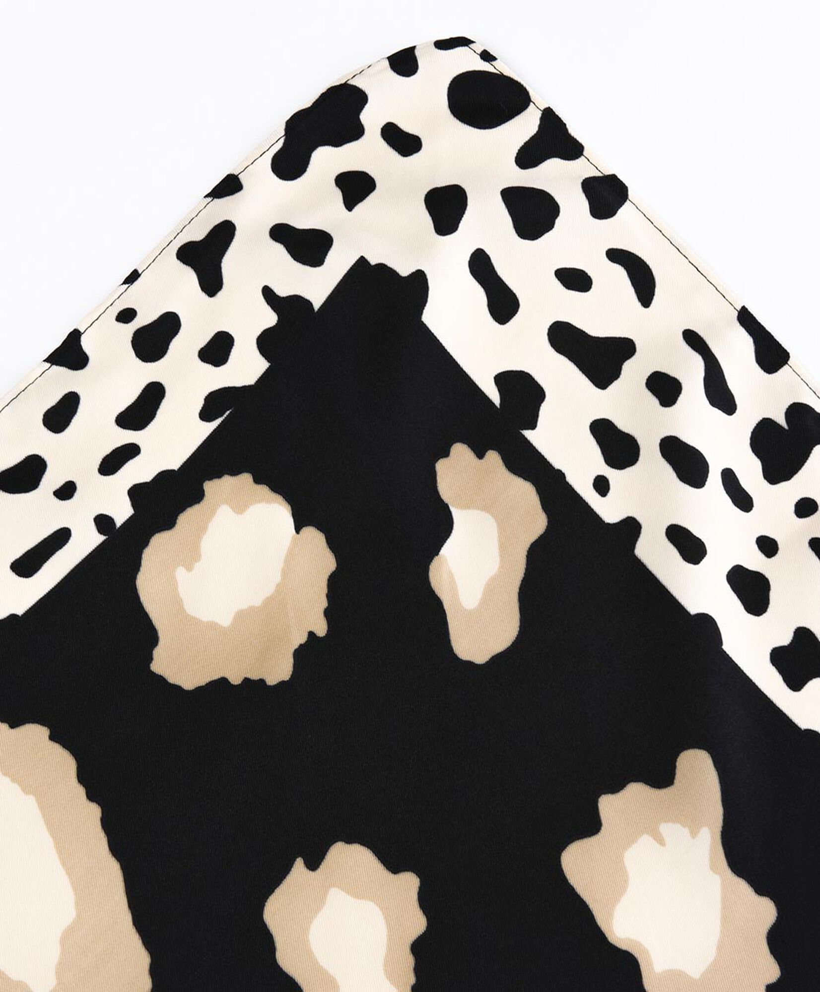 Pañuelo mujer animal print Pañuelo mujer animal print