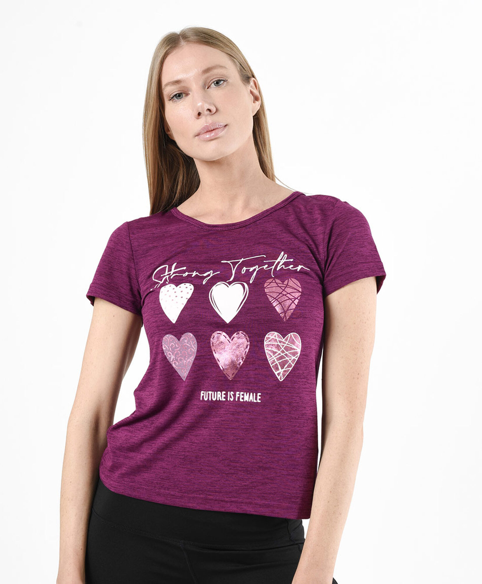 Polera deportiva mujer corazones Polera deportiva mujer corazones