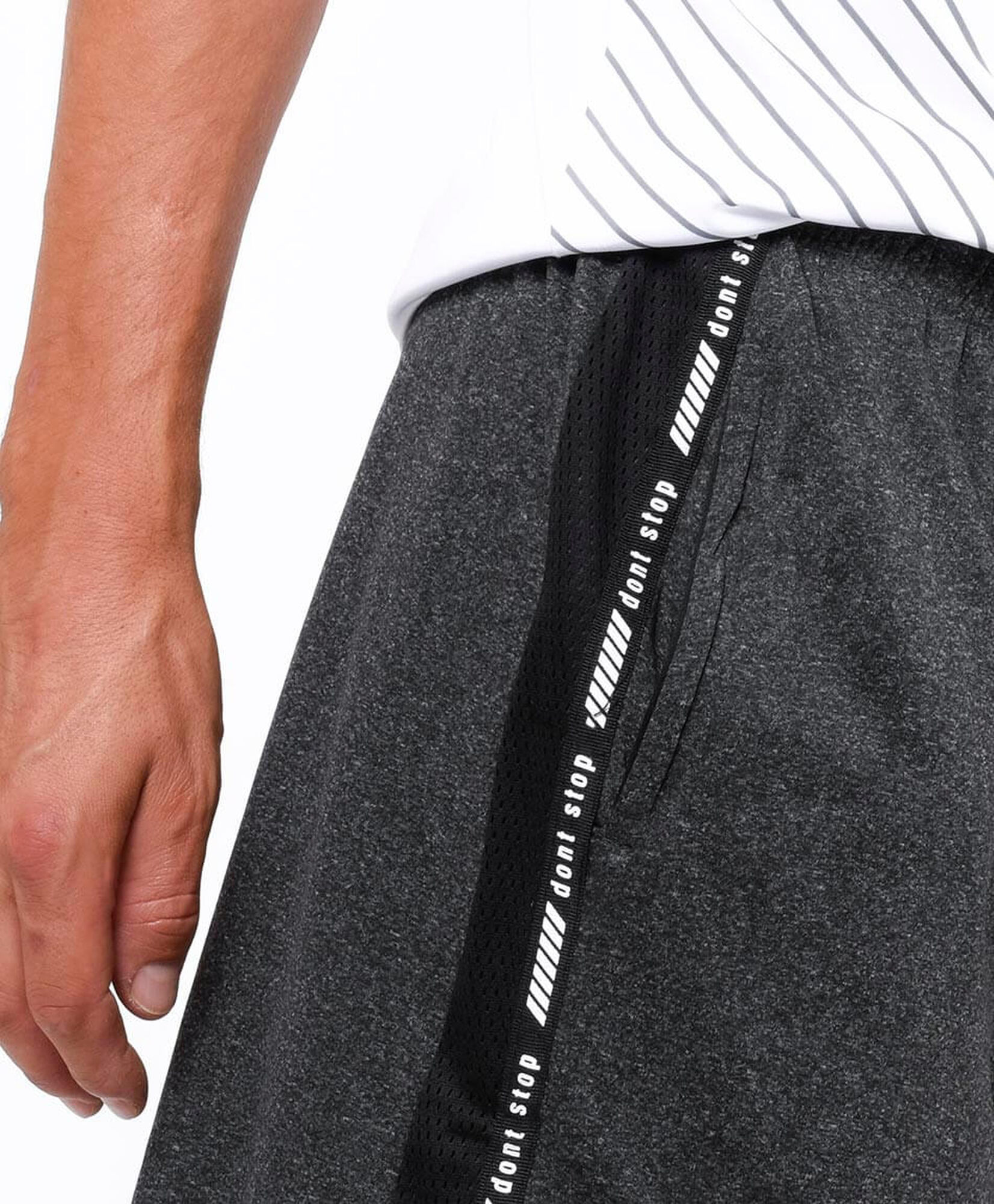 Short deportivo hombre liso Short deportivo hombre liso