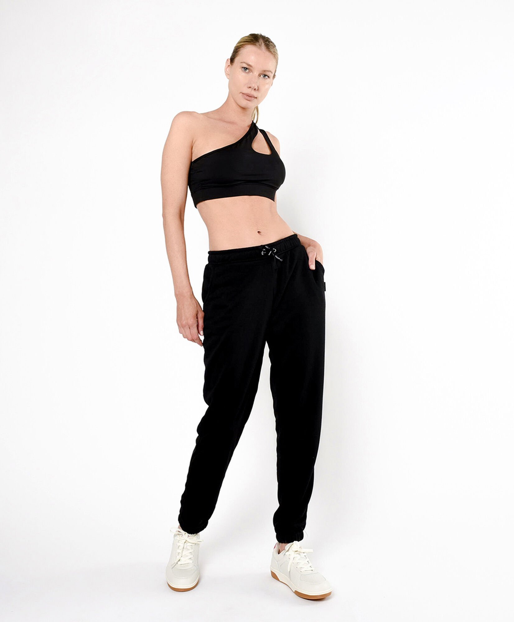 Pantalón de buzo mujer liso clásico Pantalón de buzo mujer liso clásico