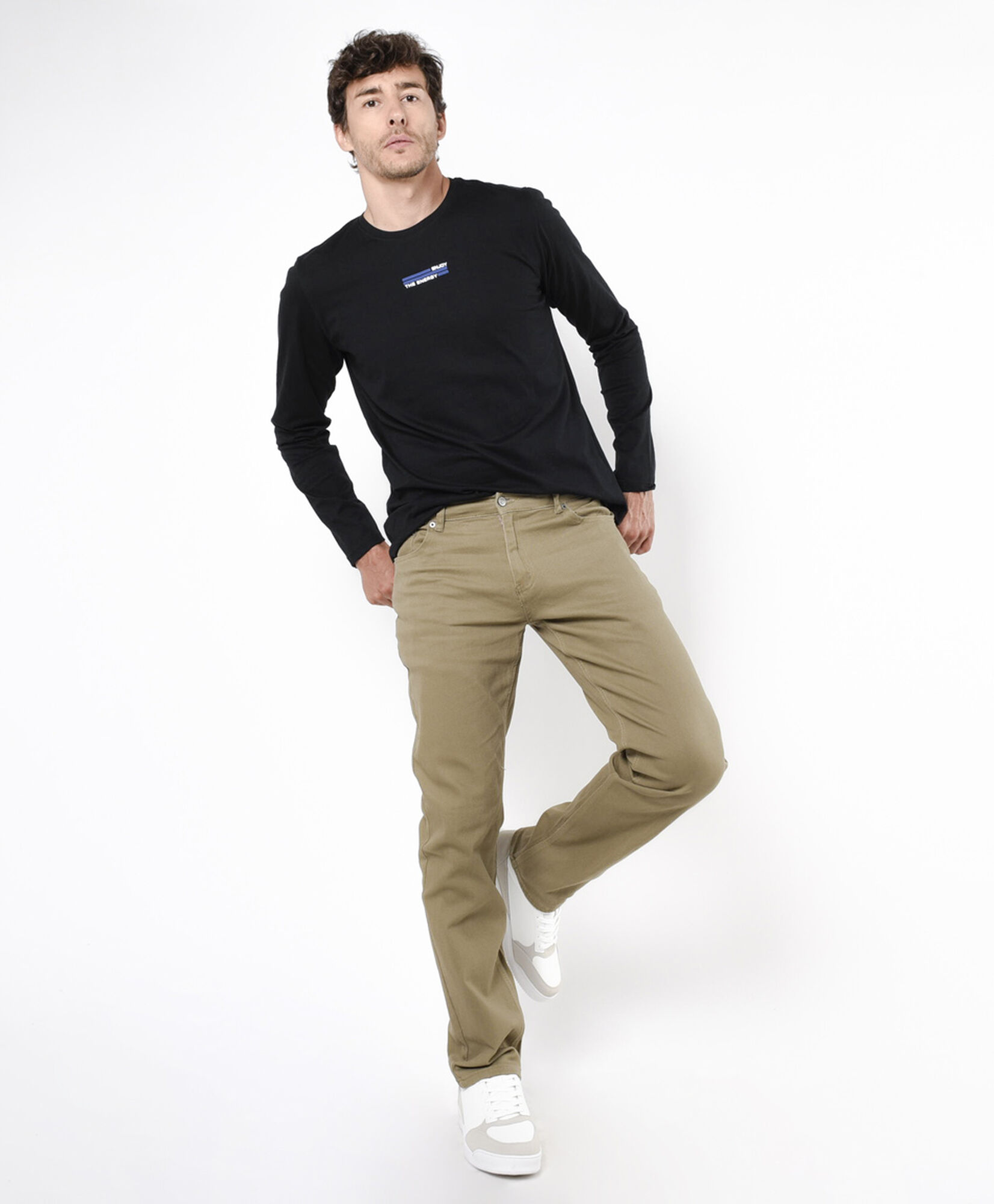Jeans hombre liso colores neutros Jeans hombre liso colores neutros