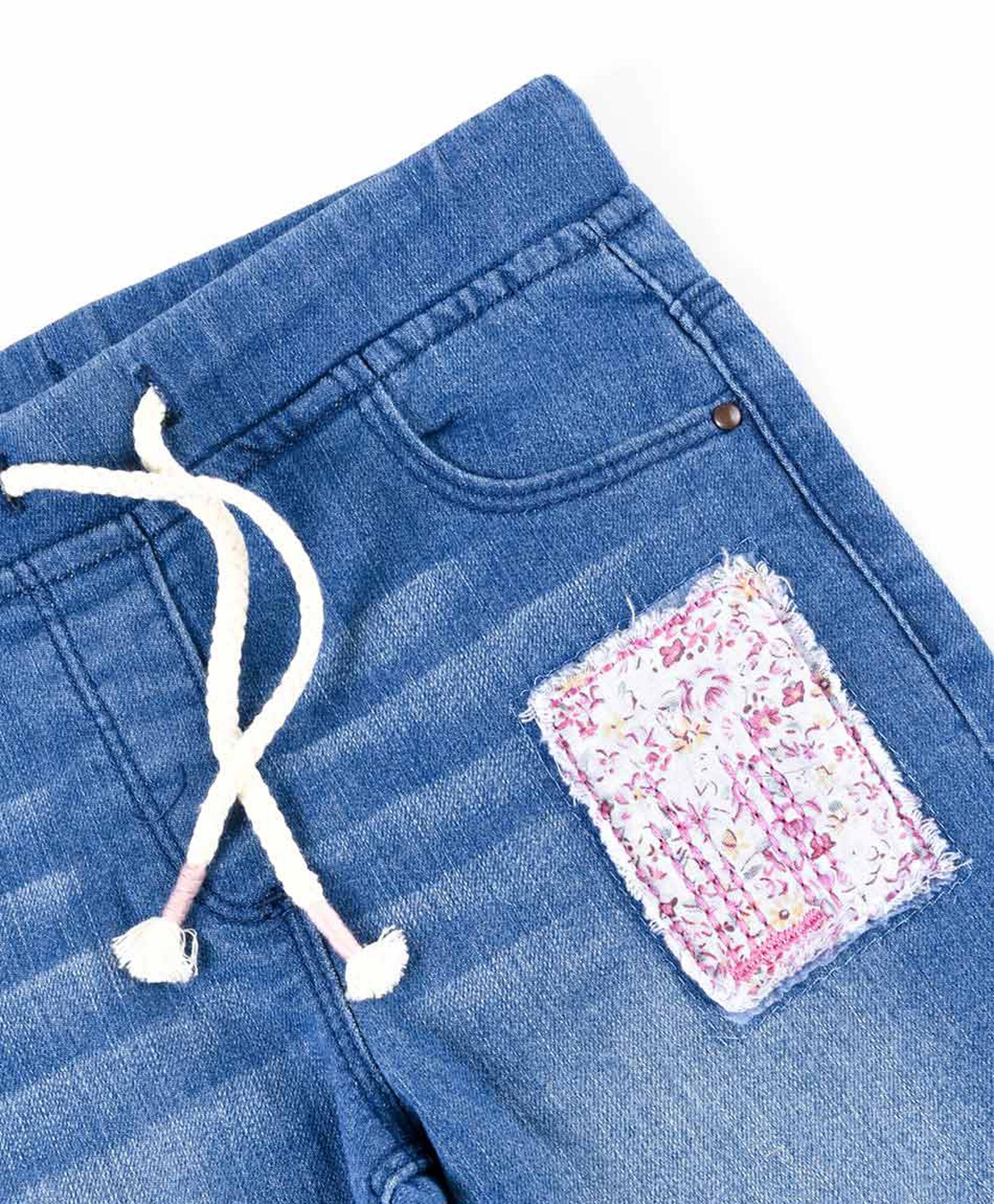 Jeans bebé parches Jeans bebé parches