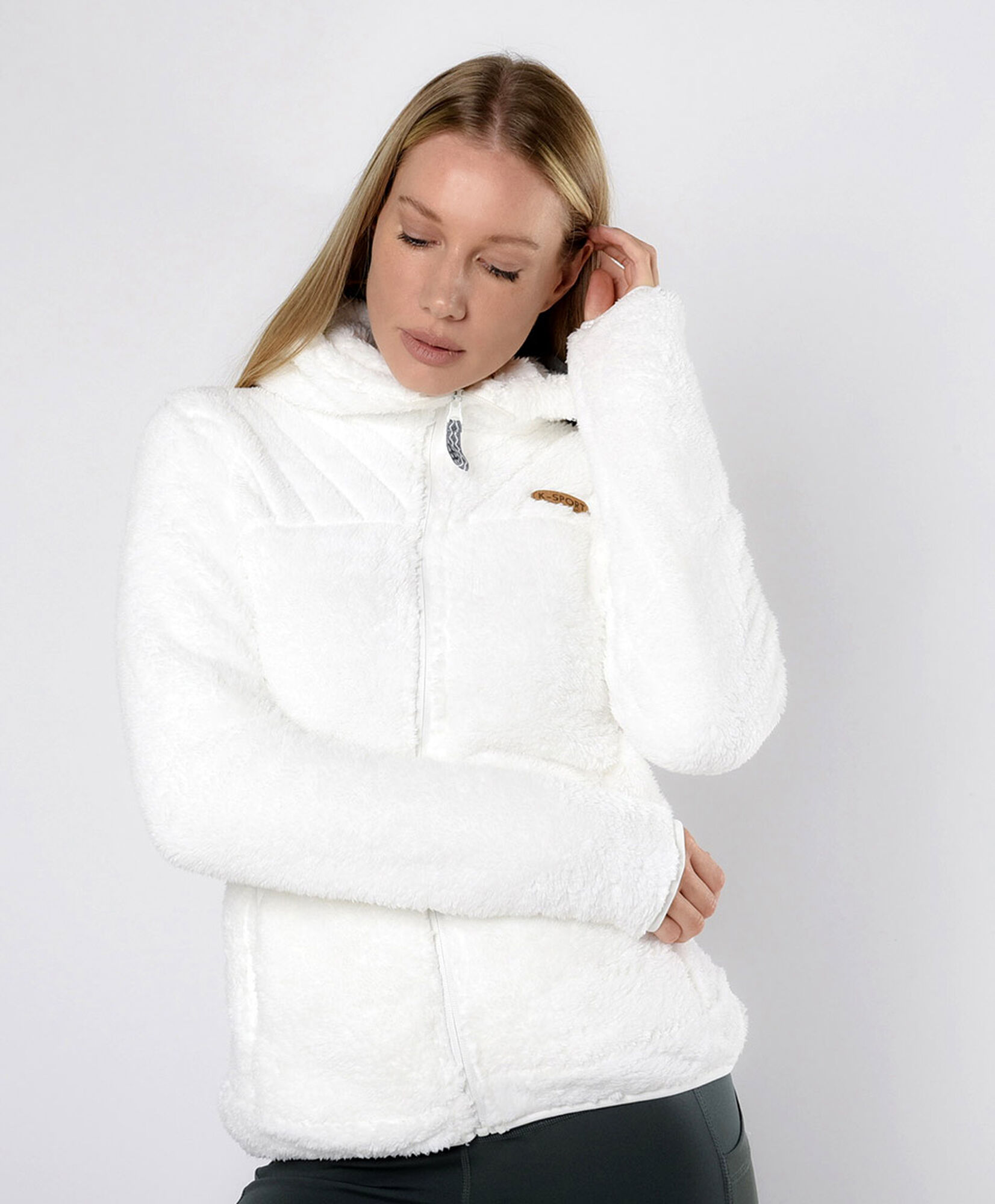 Polar deportivo mujer pelitos costuras Polar deportivo mujer pelitos costuras
