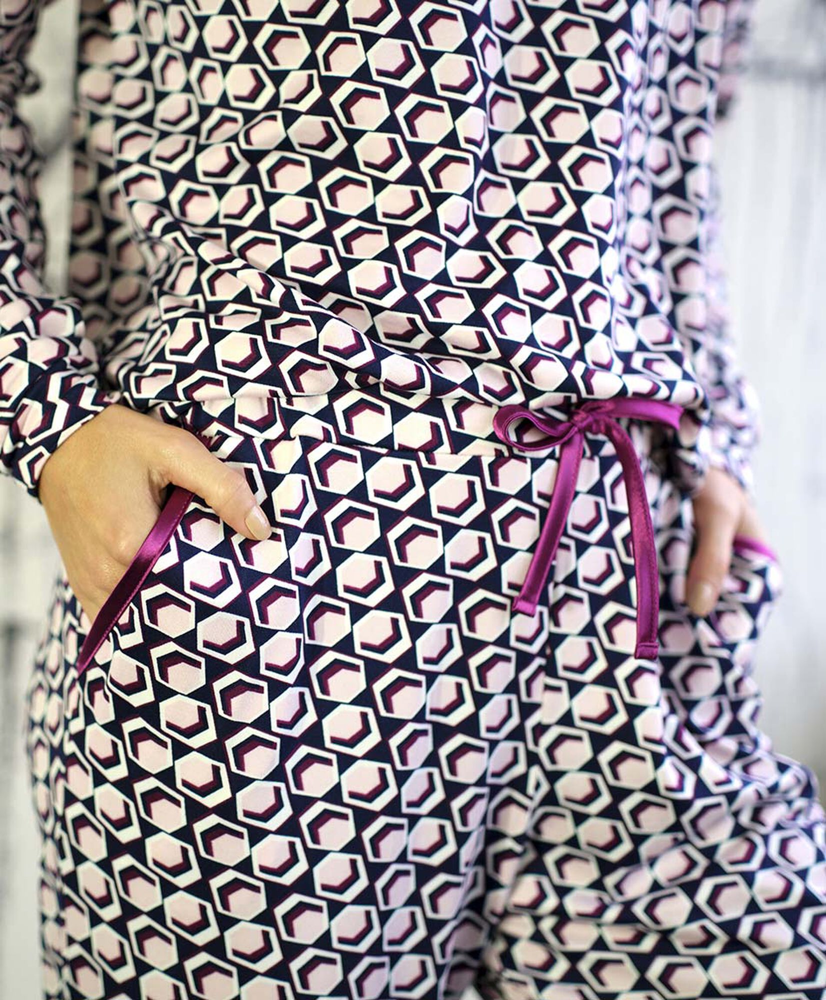 Pijama mujer diseño hexagonal Pijama mujer diseño hexagonal