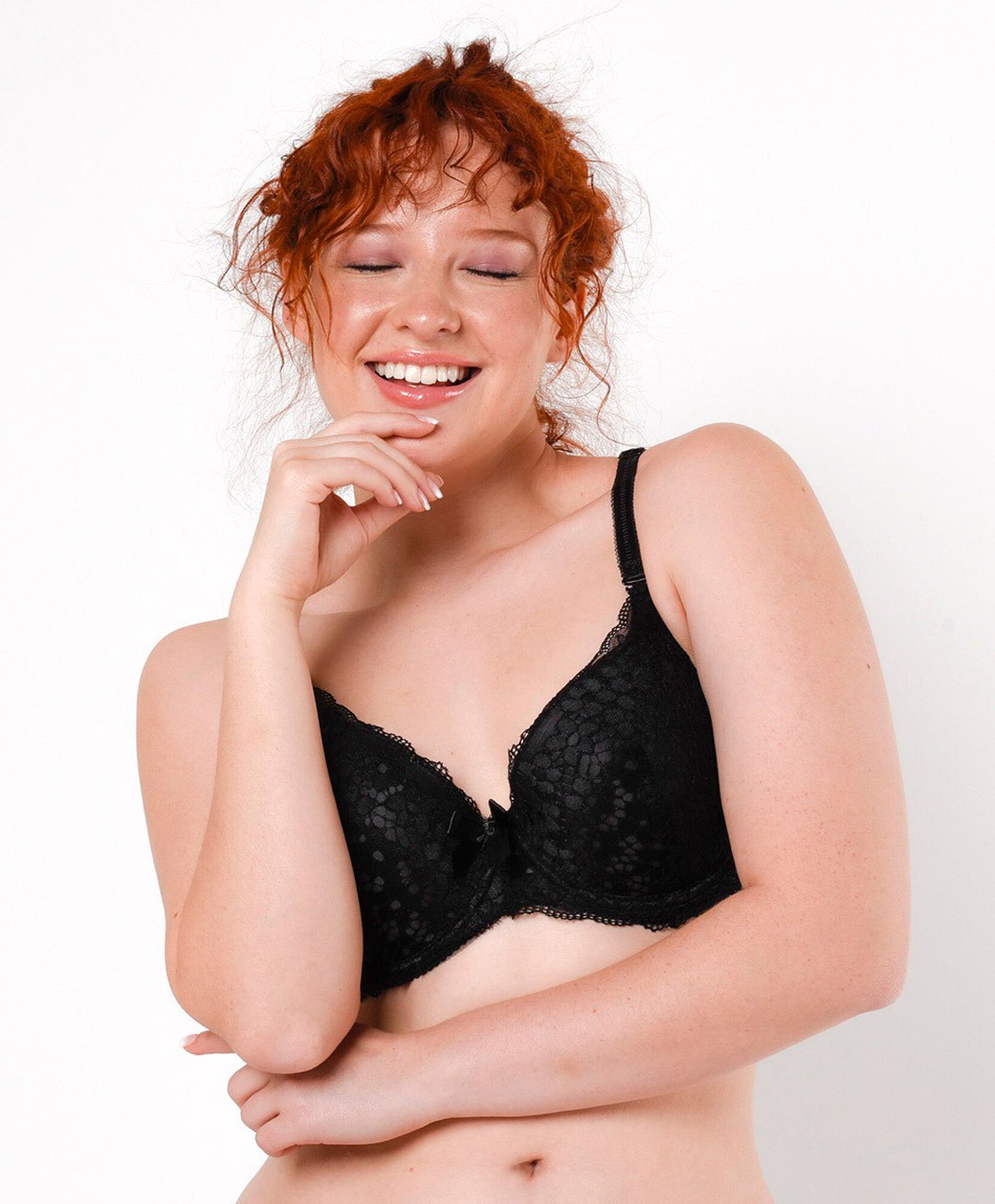 Sostén mujer florcitas push up escote corazón Sostén mujer florcitas push up escote corazón