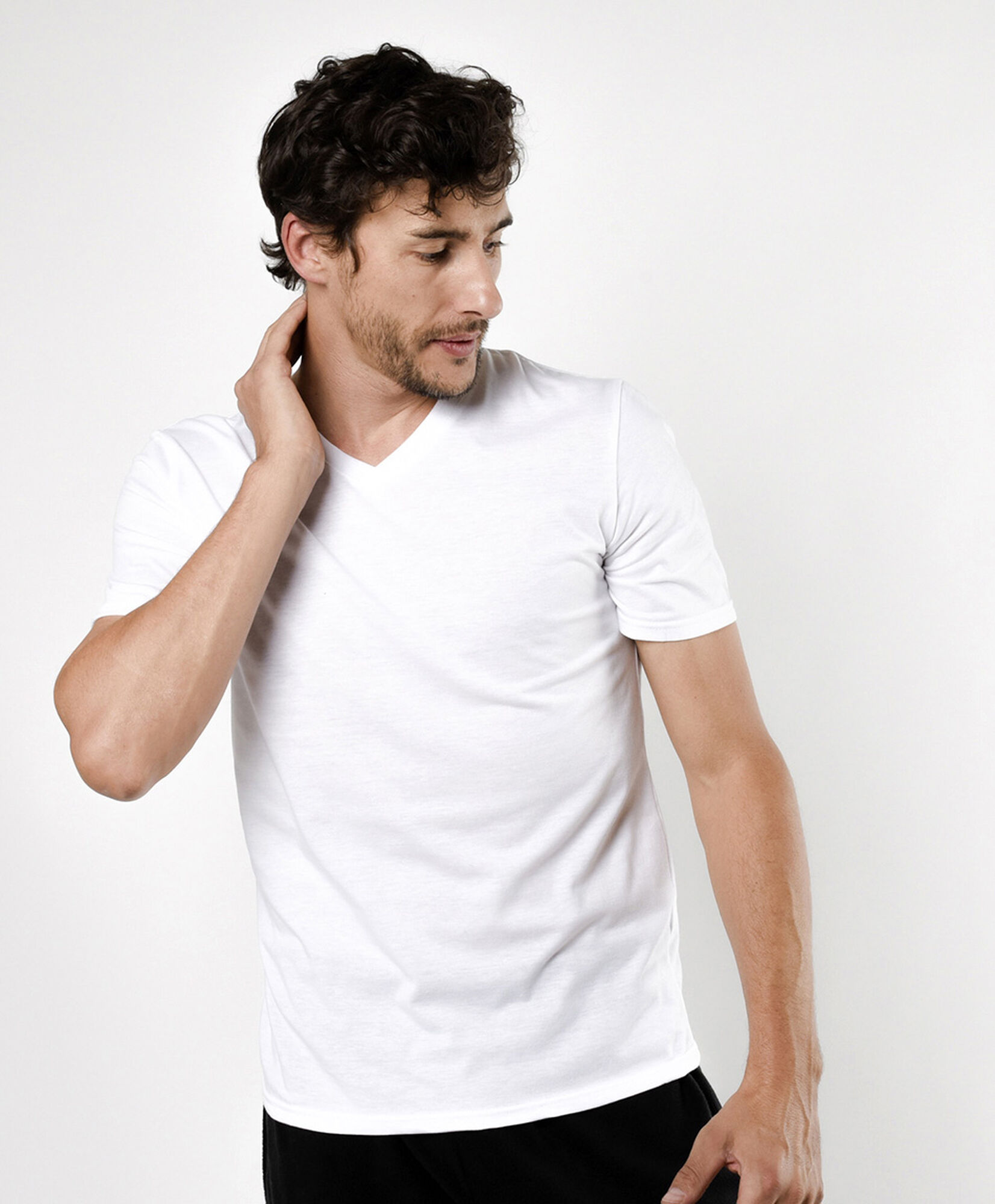 Camiseta hombre cuello en v Camiseta hombre cuello en v