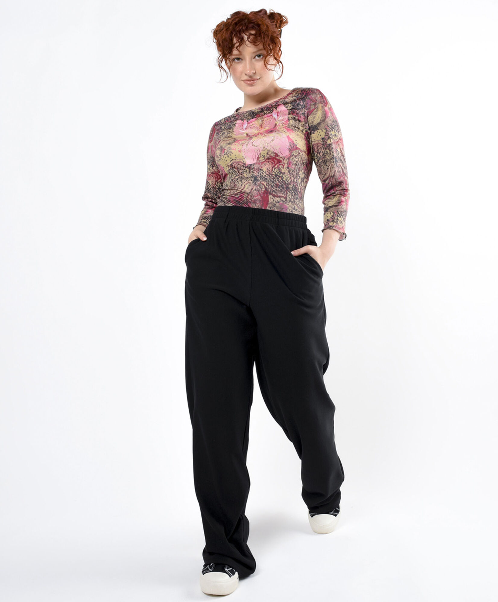 Pantalón mujer canalé wide Pantalón mujer canalé wide