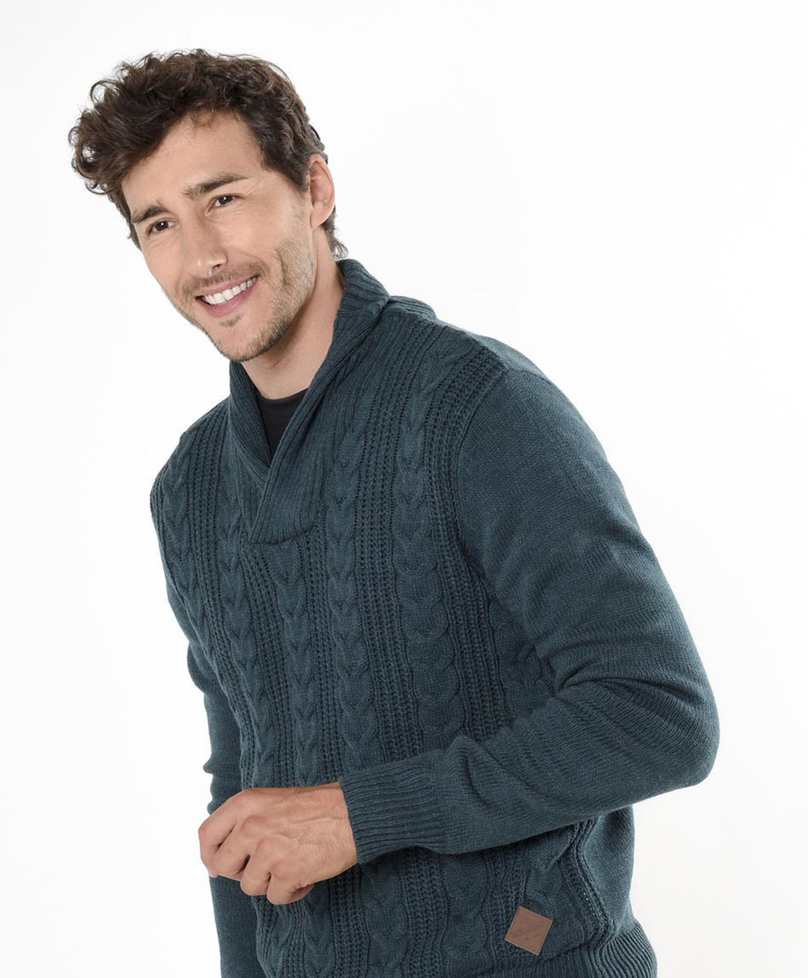 Sweater hombre trenzado cuello en v Sweater hombre trenzado cuello en v