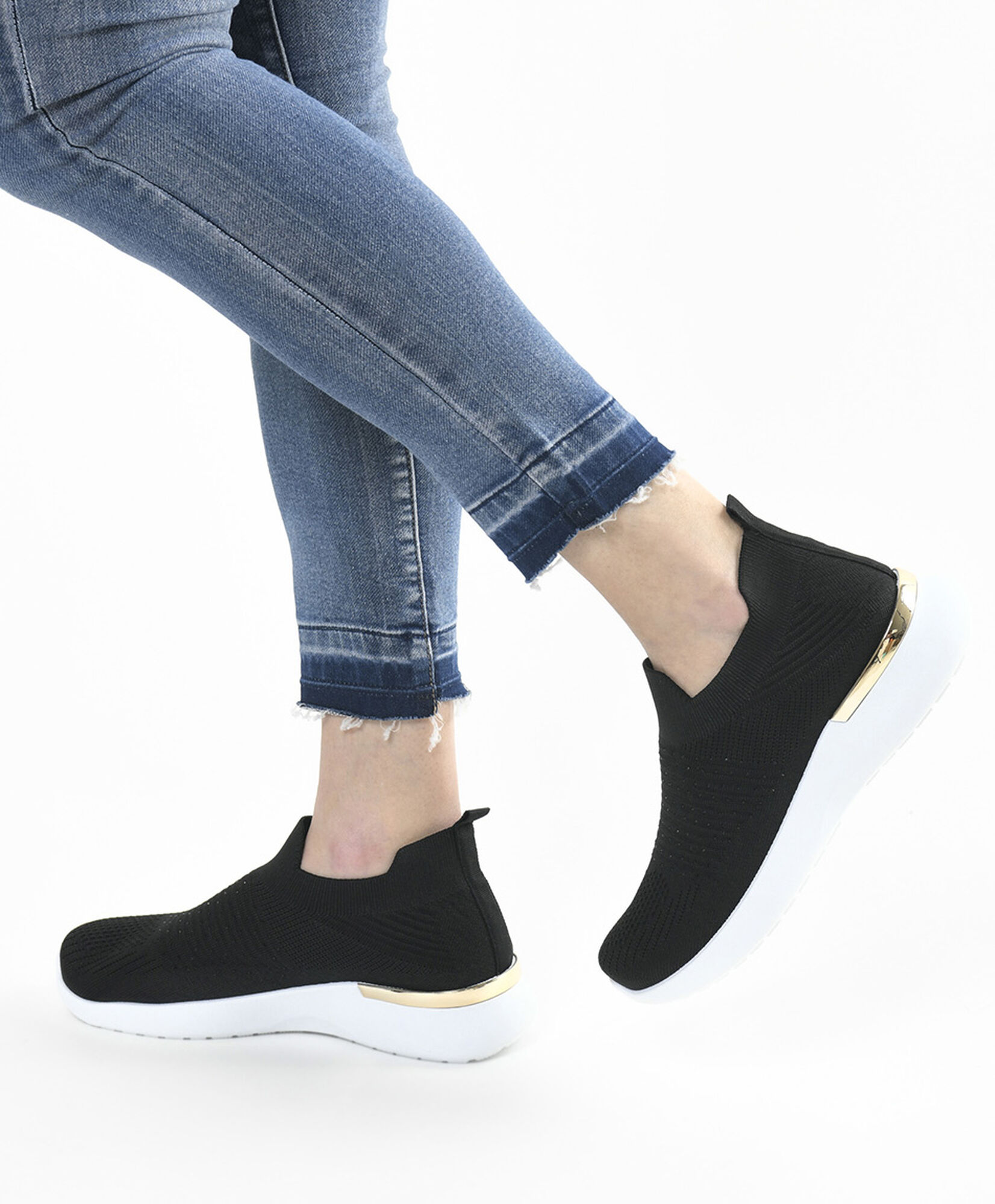 Zapatilla mujer texturas y piedras plataforma Zapatilla mujer texturas y piedras plataforma