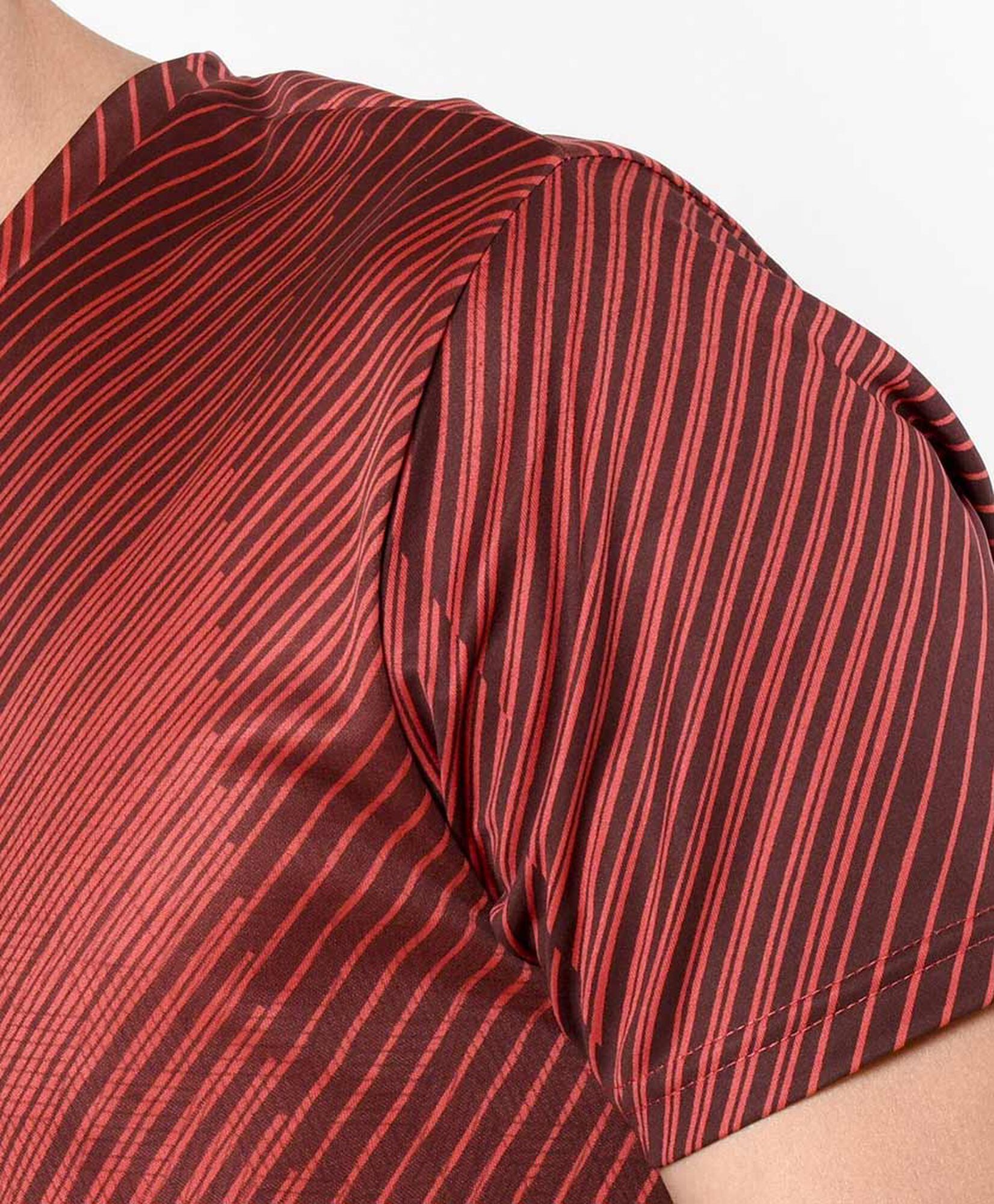 Polera deportiva hombre líneas Polera deportiva hombre líneas
