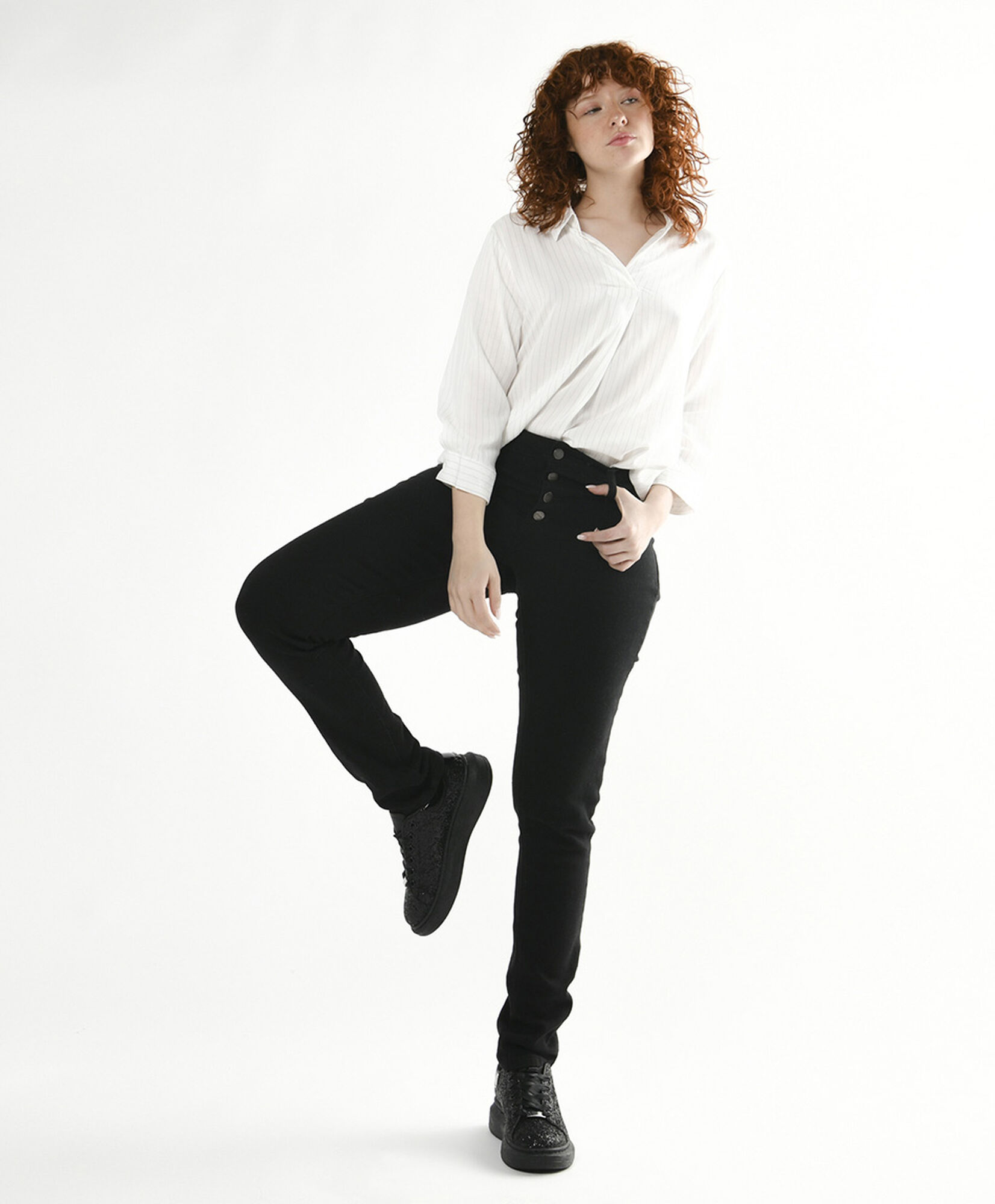 Jeans mujer liso botones skinny fit Jeans mujer liso botones skinny fit
