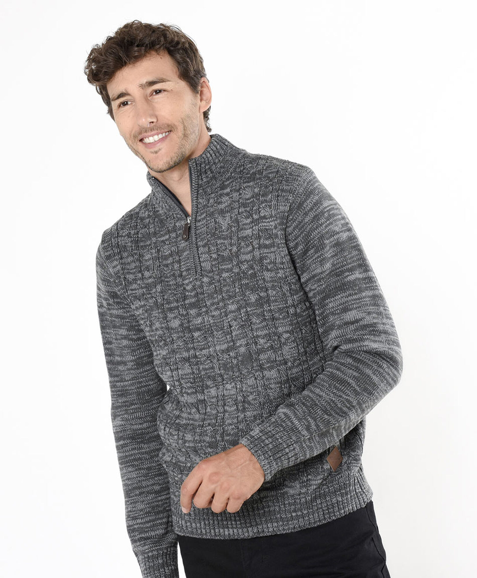 Sweater hombre trenzado medio cierre Sweater hombre trenzado medio cierre